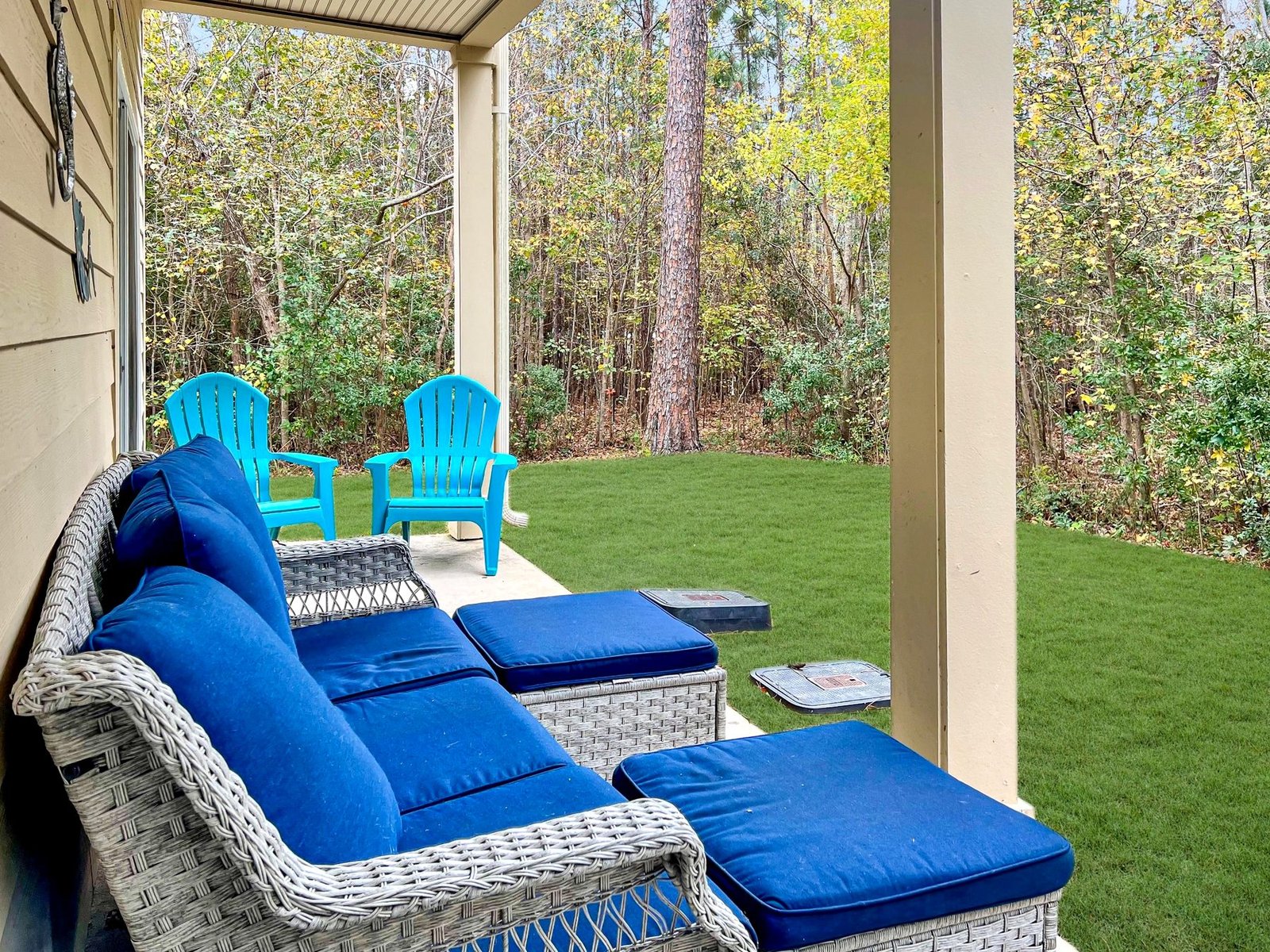 Covered patio at Gulf Shores Getaway Too